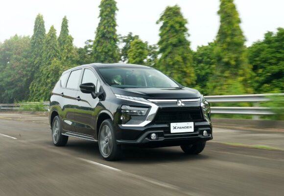 Mitsubishi Xpander Exceed Tourer