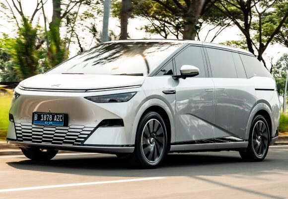 XPENG X9 Indonesia