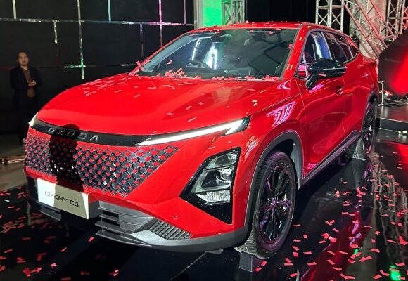 Chery Pangkas Harga C5 dan E5, Tanda Persaingan SUV Makin Ketat_ (2)