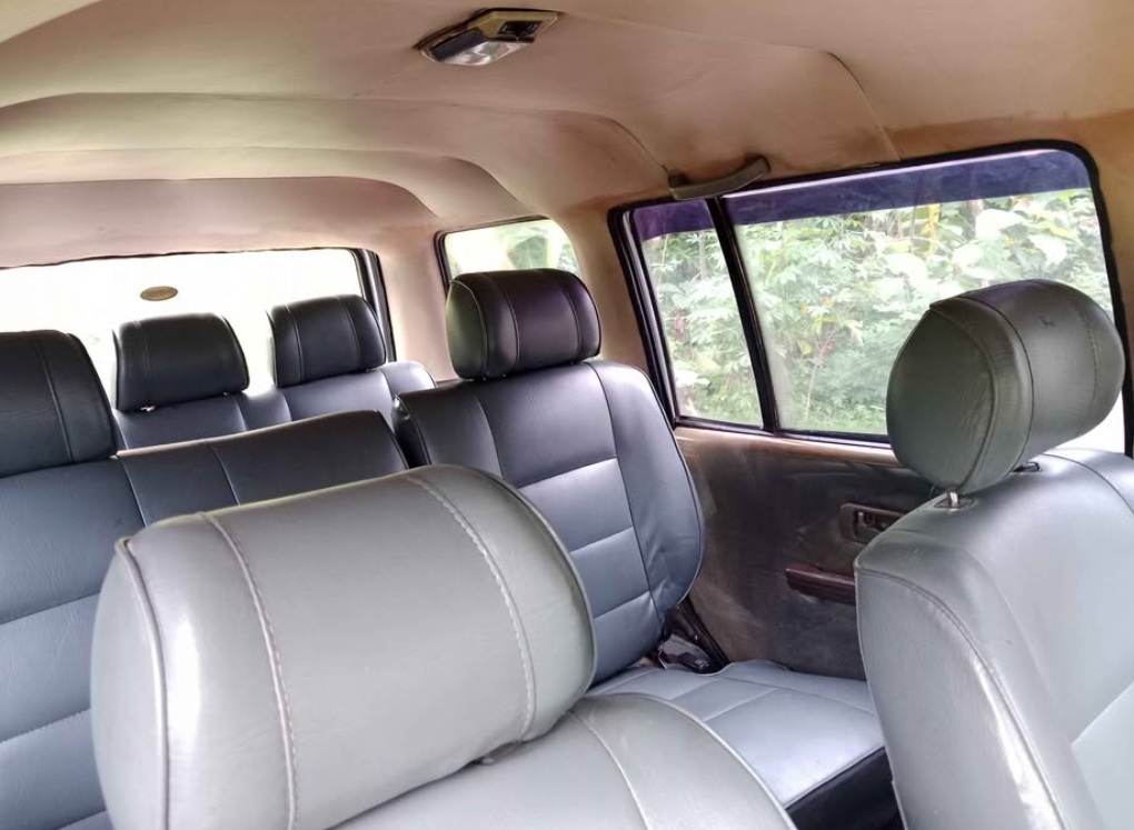 Interior kabin Isuzu Panther Miyabi dengan dashboard original